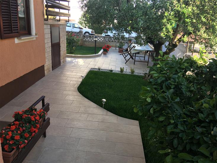 Apartment A2, for 5 persons