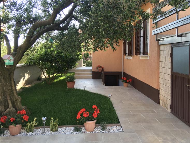 Apartment A2, for 5 persons