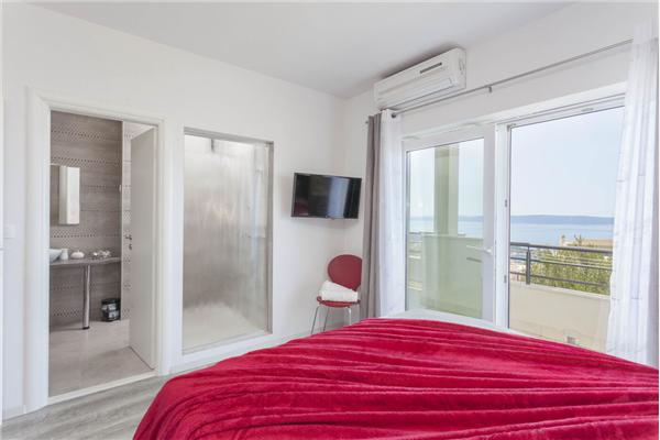 House K1, for 10 persons