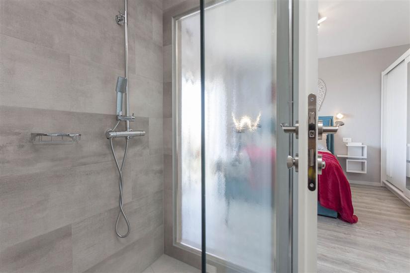 House K1, for 10 persons