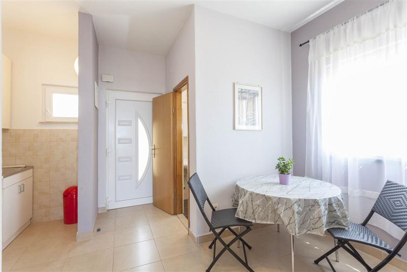 House K1, for 10 persons