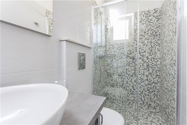 House K1, for 10 persons