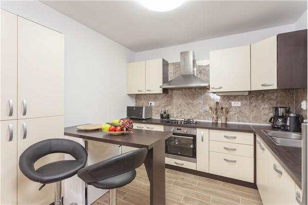 House K1, for 10 persons