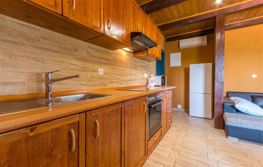 Apartment A1, for 5 persons