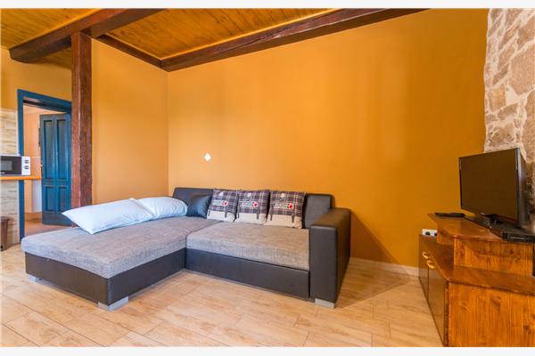 Apartment A1, for 5 persons