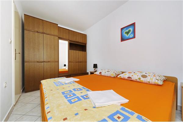 Apartment A1, for 3 persons