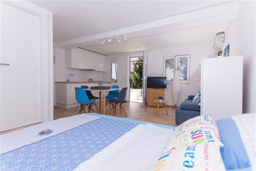 Apartment A4, for 2 persons