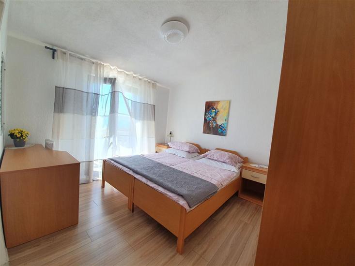 Apartment A1, for 6 persons