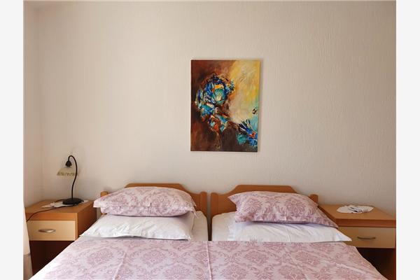 Apartment A1, for 6 persons