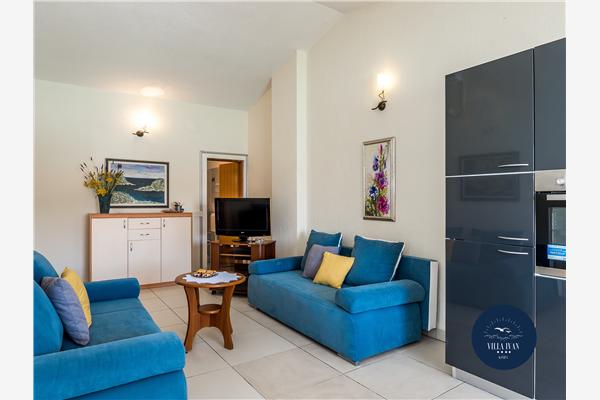 Apartment A2, for 6 persons