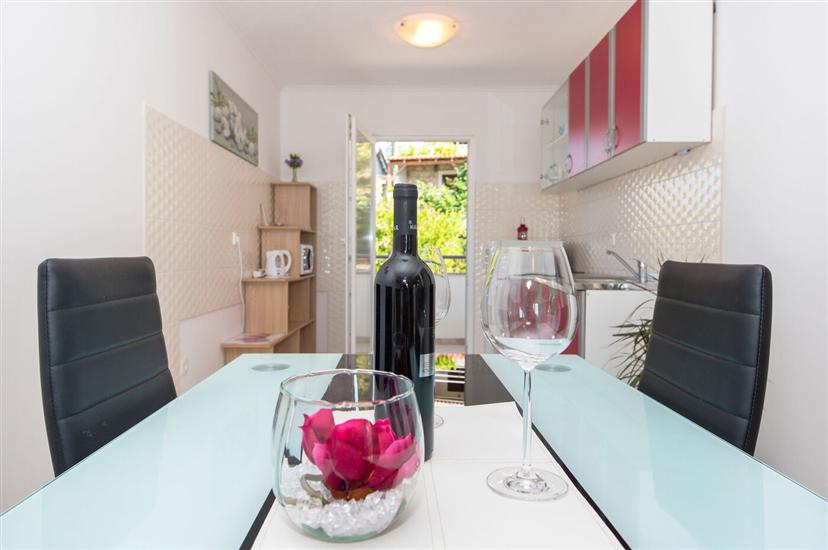 Apartment A2, for 4 persons