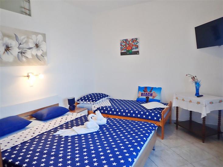 Apartment A2, for 3 persons