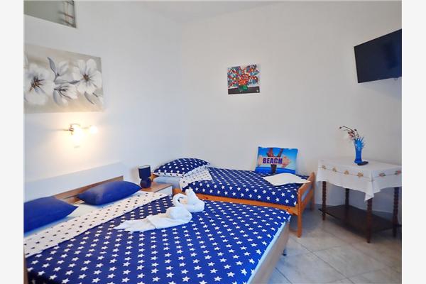 Apartment A2, for 3 persons