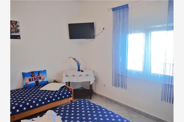 Apartment A2, for 3 persons