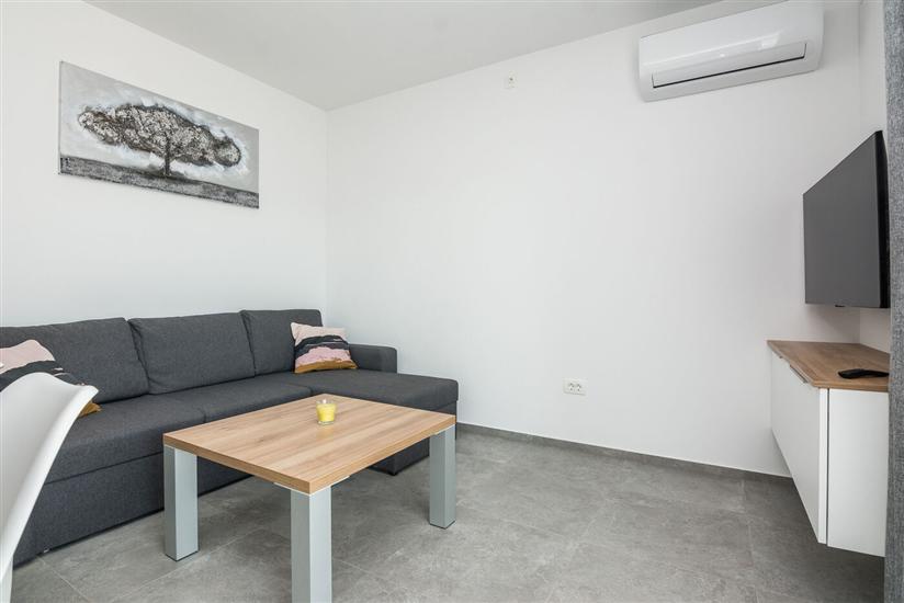 Apartment A1, for 6 persons