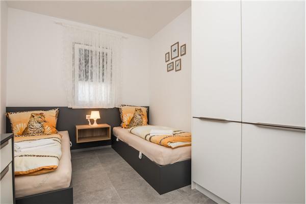 Apartment A1, for 6 persons