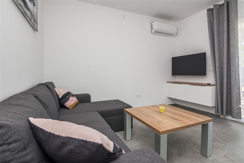 Apartment A1, for 6 persons