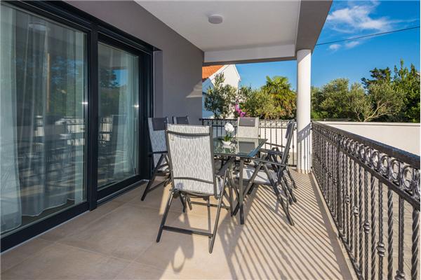 Apartment A1, for 6 persons