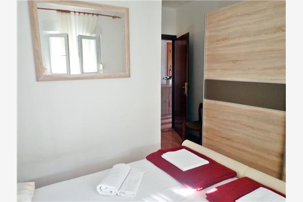 Apartment A1, for 6 persons
