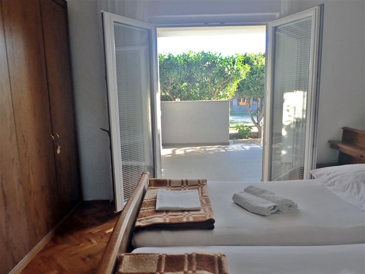 Apartment A1, for 6 persons