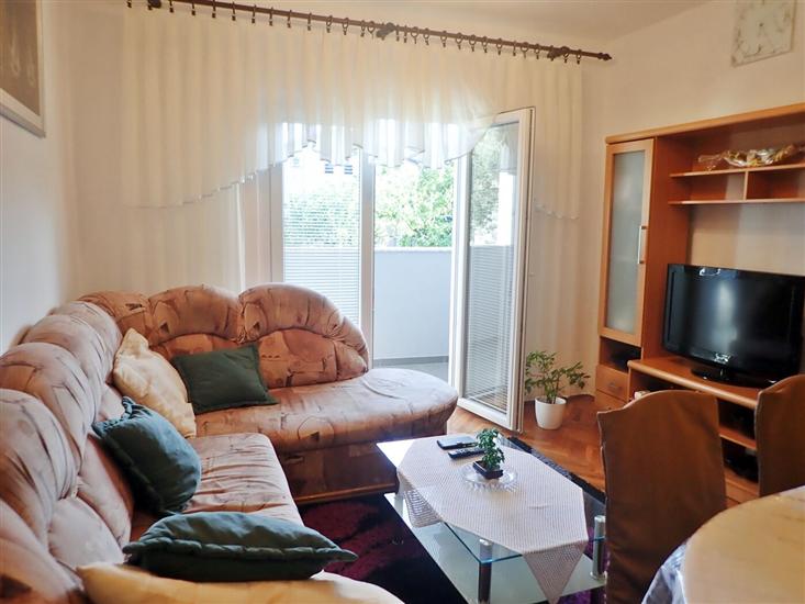 Apartment A1, for 6 persons