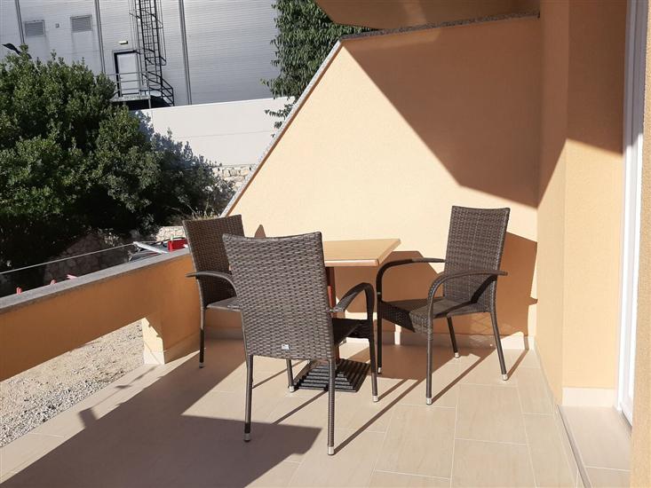 Apartment A6, for 3 persons