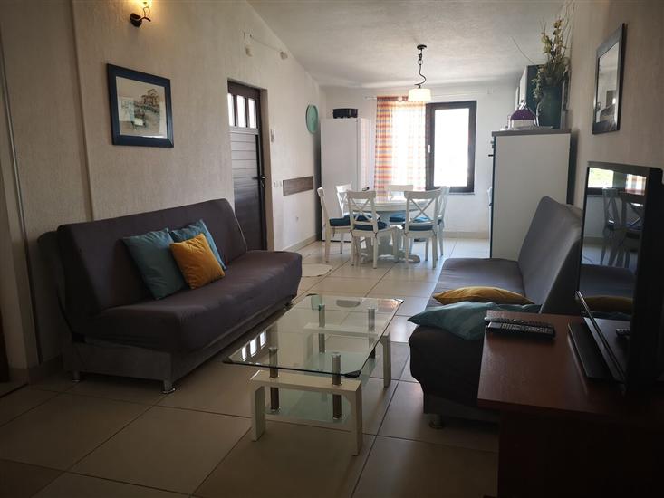 Apartment A1, for 6 persons