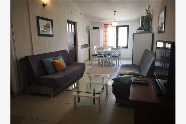 Apartment A1, for 6 persons