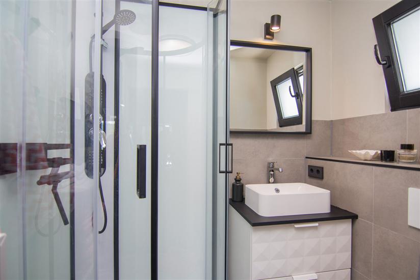 House K1, for 5 persons