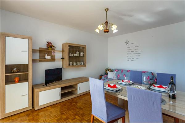 Apartment A1, for 3 persons