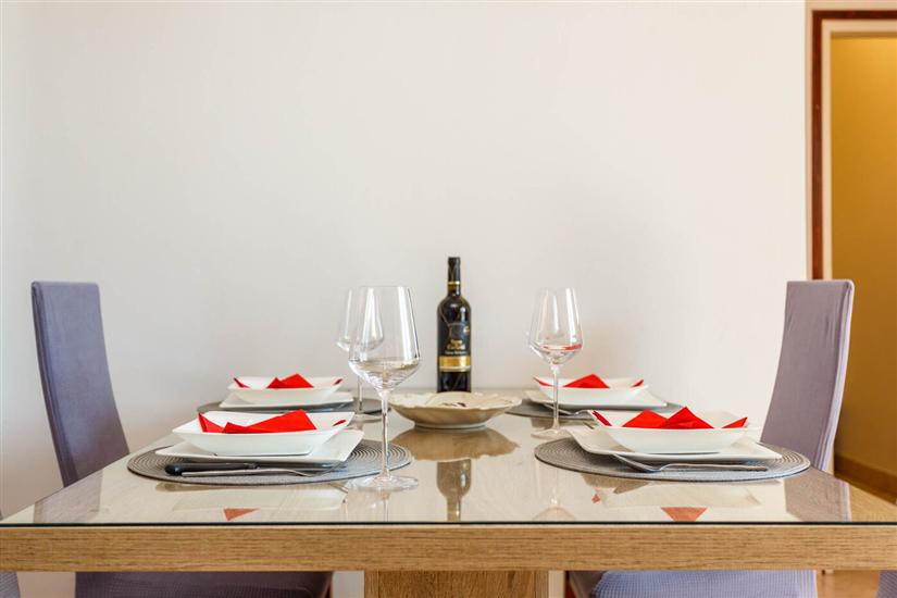 Apartment A1, for 3 persons