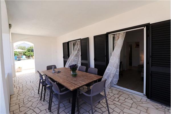 House K1, for 10 persons