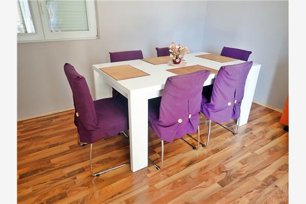 Apartment A1, for 5 persons