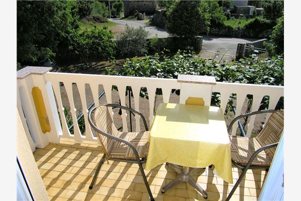 Room S3, for 2 persons