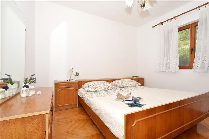 Apartment A1, for 10 persons