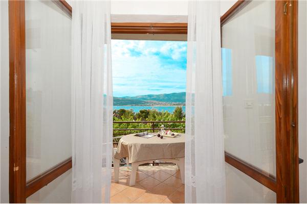 Apartment A1, for 10 persons