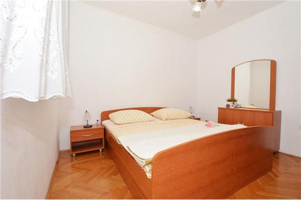 Apartment A1, for 10 persons