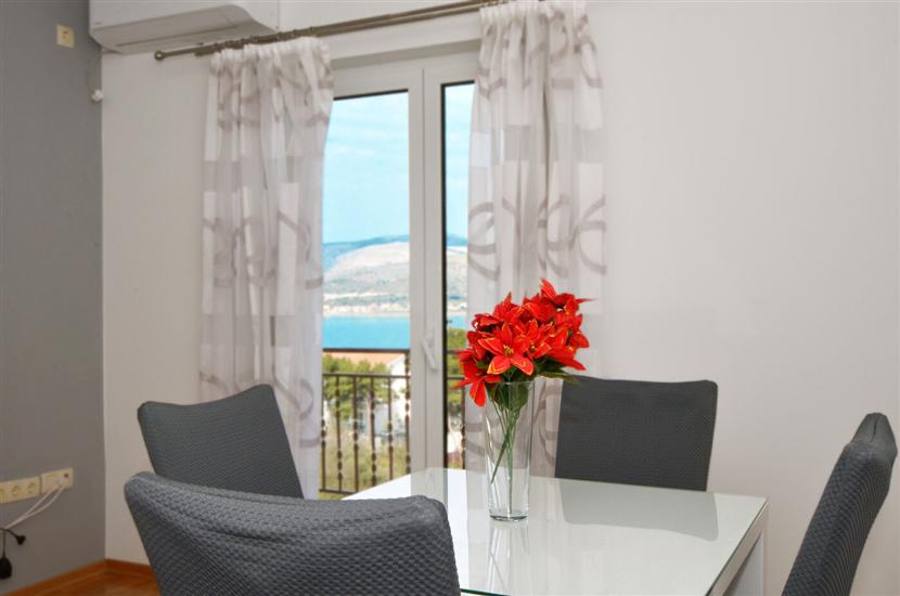 Apartment A4, for 10 persons