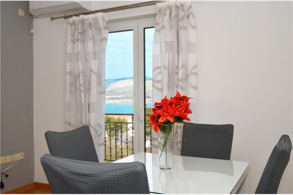 Apartment A4, for 10 persons