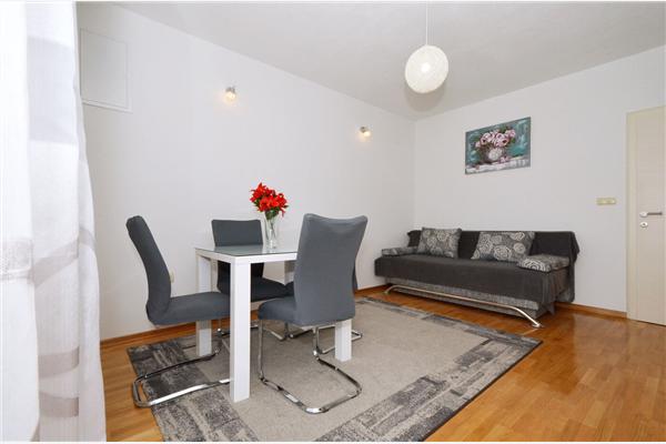 Apartment A4, for 10 persons