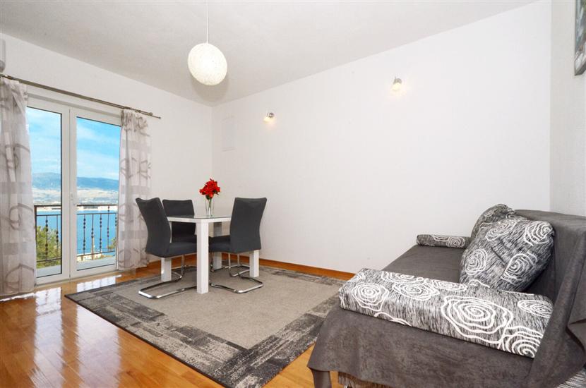 Apartment A4, for 10 persons