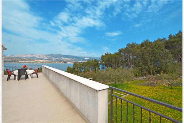 Apartment A4, for 10 persons