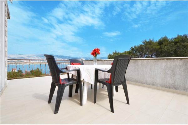 Apartment A4, for 10 persons