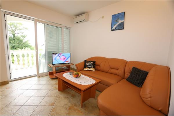 Apartment A3, for 6 persons