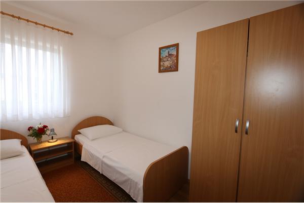 Apartment A3, for 6 persons
