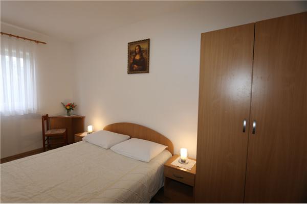 Apartment A3, for 6 persons
