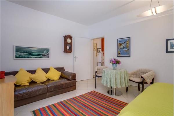 Apartment A1, for 4 persons