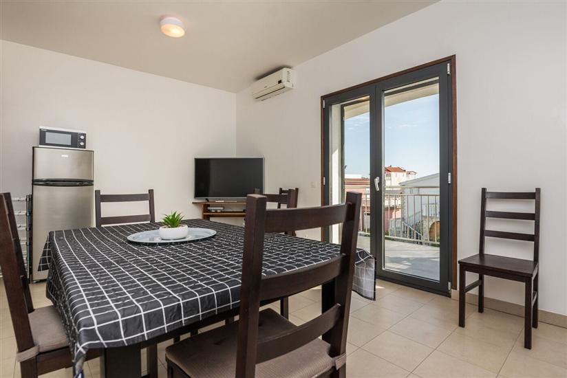 Apartment A1, for 5 persons