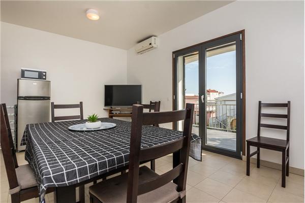 Apartment A1, for 5 persons