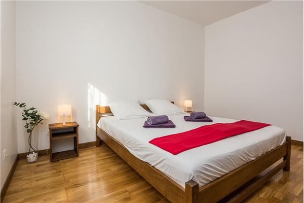 Apartment A1, for 5 persons